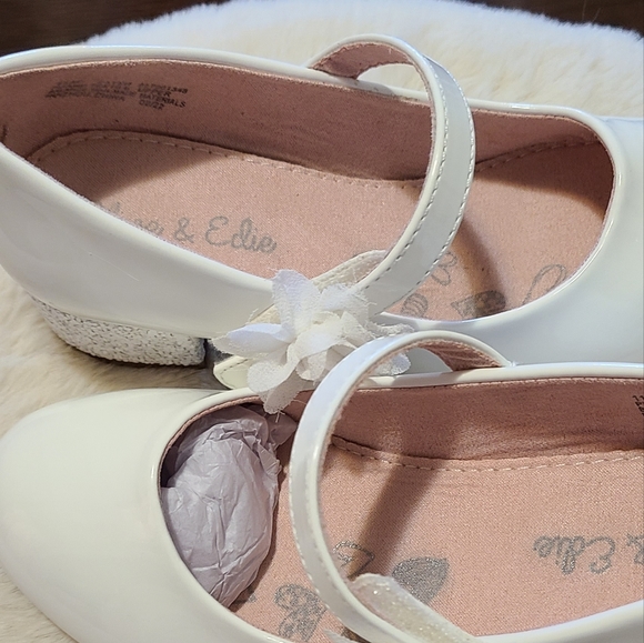 Olive & Eddie Girls Dress Shoes - Picture 10 of 10